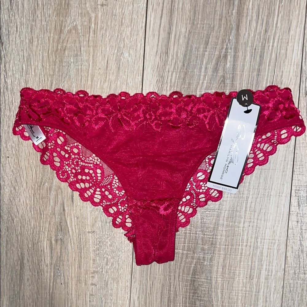 Marilyn‎ Monroe NWT Women's Lace Bikini Panty - pink